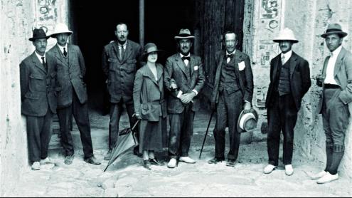 L’equipde Howard Carter, amb Georger Herbert, Lord Carnarvon, Evelyn Herbert i altres col·laboradors