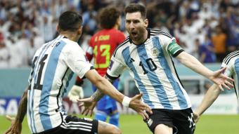 Leo Messi celebrant el seu gol amb Di María