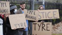 Diverses persones demanant justícia per a Tyre Nichols fa uns dies a Memphis