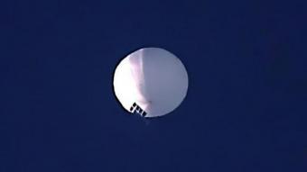 Imatge del “globus espia” detectat sobrevolant territori dels EUA i que la Xina ha admès que és seu