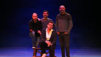 Oriol Broggi amb Xavier Ripoll, Òscar Muñoz i Marc Serra , a la Biblioteca, fa uns dies