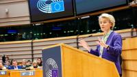 La presidenta de la Comissió Europea, Ursula Von der Leyen, durant una intervenció al ple del Parlament Europeu celebrat a Brussel·les