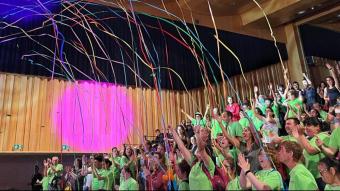 Uns tres-cents infants i joves amb diversitat funcional han gaudit de la Gala Solidària.