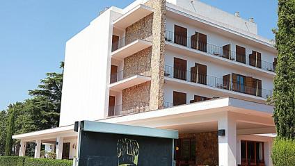 Entrada del Motel Empordà, situat als afores de Figueres