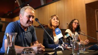 Antonio Martin (PSC), Anna Massot (ERC) i Cristina Bech (Demòcrates)