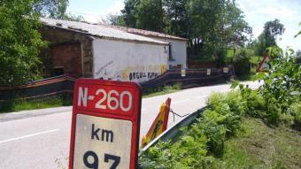 Comencen les obres de reparació del ferm a la carretera N-260a, entre Ripoll i Vallfogona de Ripollès