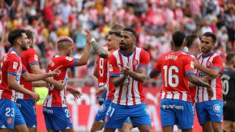 Alegria dels jugadors del Girona, després d’un dels gols