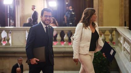 El president Pere Aragonès arribant al Parlament