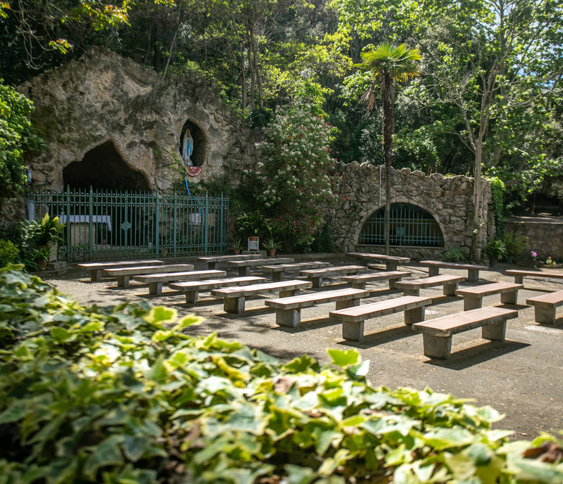 Cent anys del santuari de Lourdes d’Arenys de Munt | Elena Ferran ...
